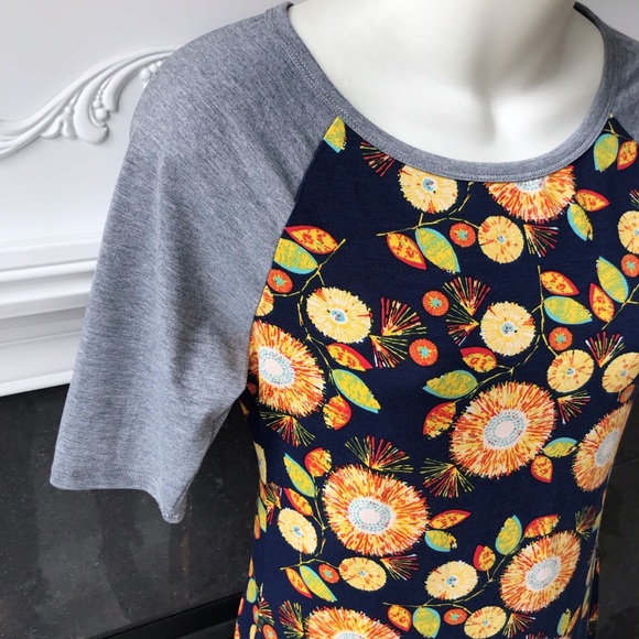 🔴 5/$45 SALE 🔴 LULAROE | Floral/Gray Julia Dress - Picture 4 of 7